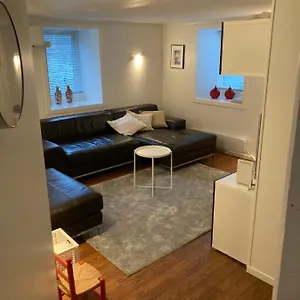  Appartement Kjellerleilighet - Naert Haukeland Sykehus.