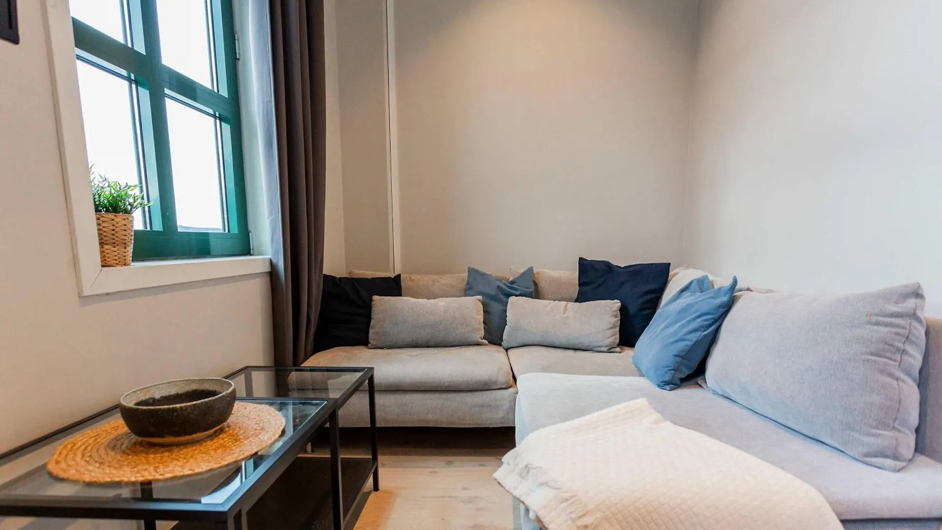 Beautiful Harbour Apartment With French Balcony Bergen 0*,  Norway